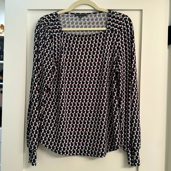 Adrianna Papell Women's Geometric Long Sleeve Retro Mod Top - Picture 1 of 2